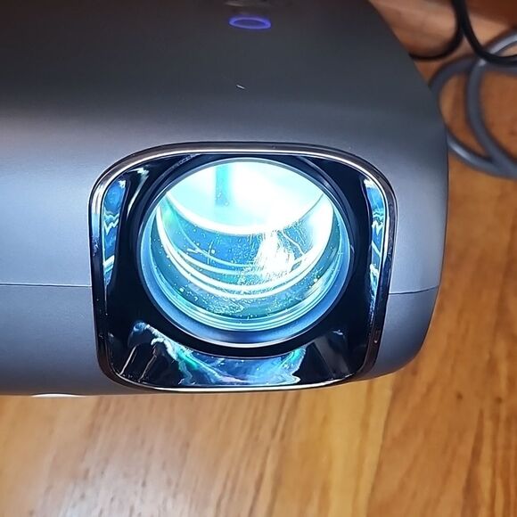 NIB‎ Yaber Buffalo Pro U7 Projector - Picture 8 of 10